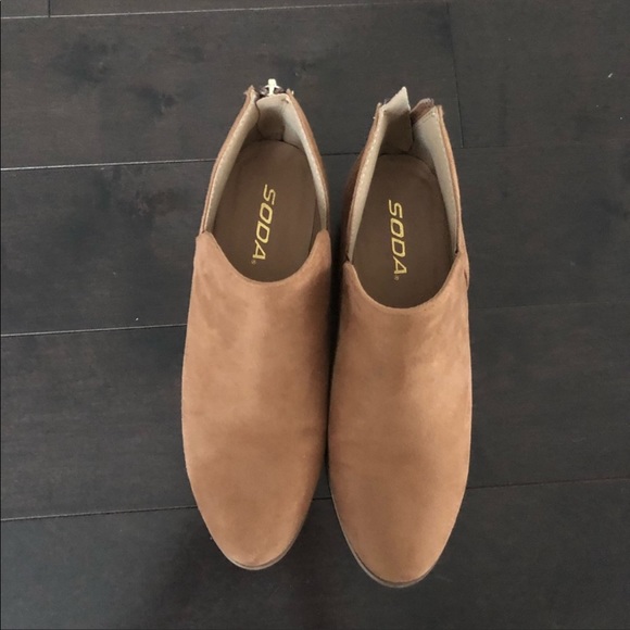 Vici ankle suede booties - Picture 5 of 8